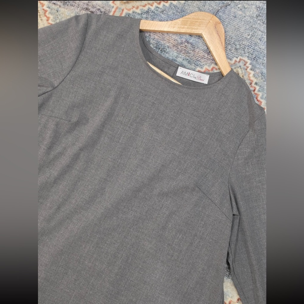 Amici by Baci Women's Gray Crewneck Blouse